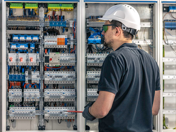 Elektrik Panosu Bakım ve Arıza Onarımı